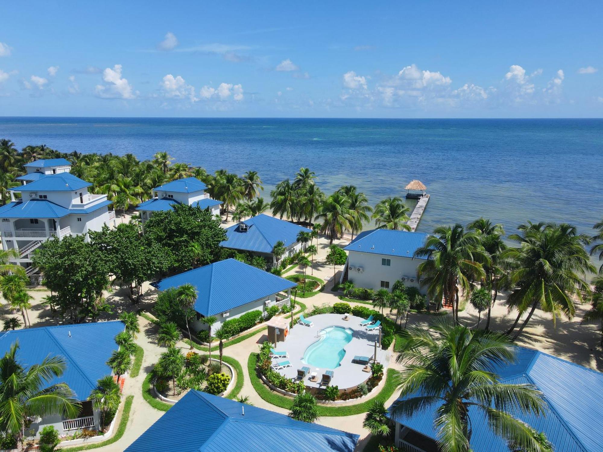 Sapphire Beach Resort San Pedro  Exterior photo